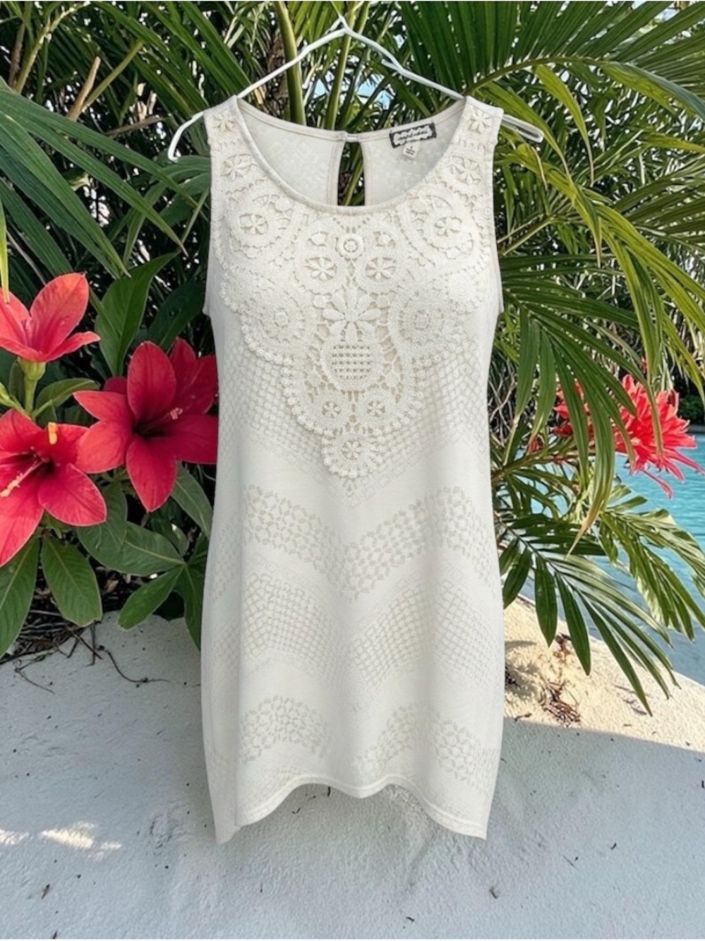 Crochet Lace Sleeveless Shell Top - Oatmeal. Fairycore, Boho